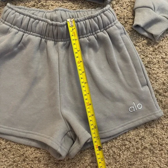 Alo Yoga Accolade Set in Lunar Grey size XS - Picture 12 of 14